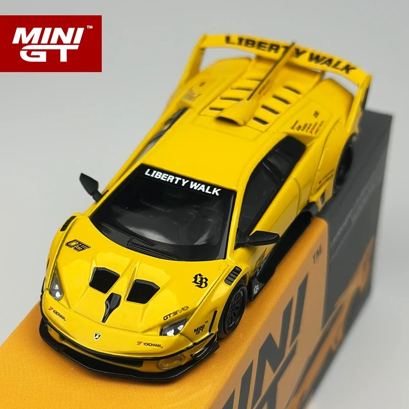 MiniGT LBWK Murciélago GT EVO – Yellow (MGT1135)