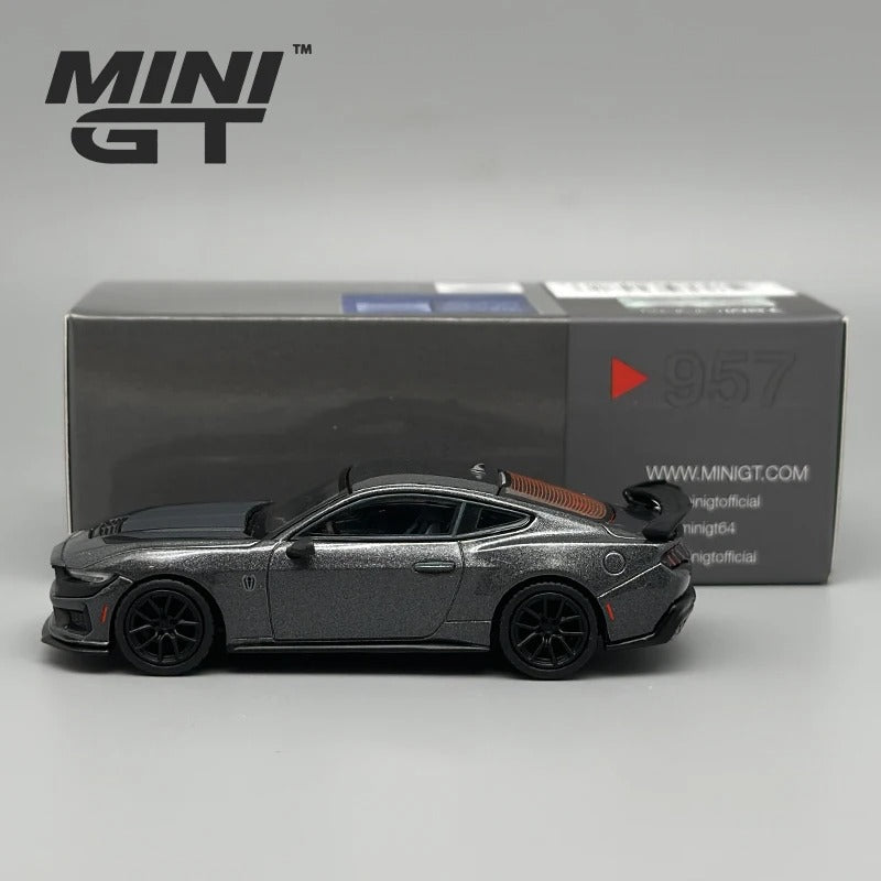 MiniGT Ford Mustang Dark Horse 2024 – Carbonized Gray (MGT957)