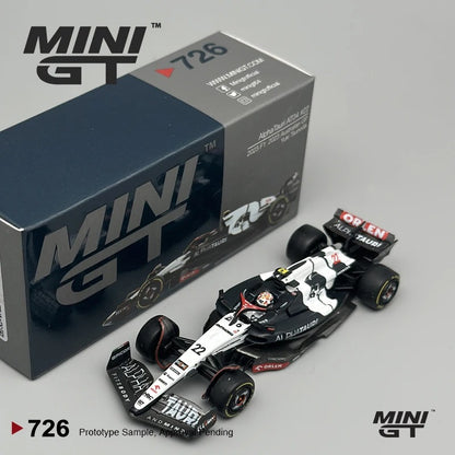 MiniGT AlphaTauri AT04 – Nyck de Vries #21 / Yuki Tsunoda #22 (MGT726 / MGT727)