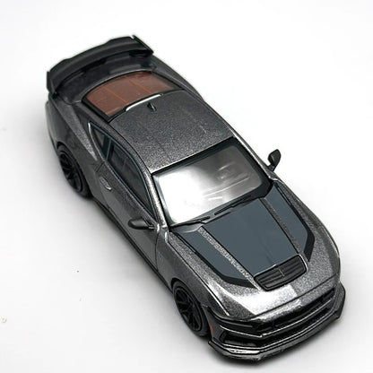 MiniGT Ford Mustang Dark Horse 2024 – Carbonized Gray (MGT957)